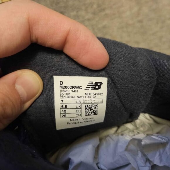 New Balance M2002 RWC Navy Grey M7/W8.5 Brand New DS - Picture 3 of 10